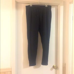 Abercrombie and Fitch zip jogger pockets Patagonia